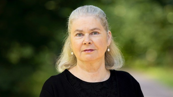 Anna T. Höglund