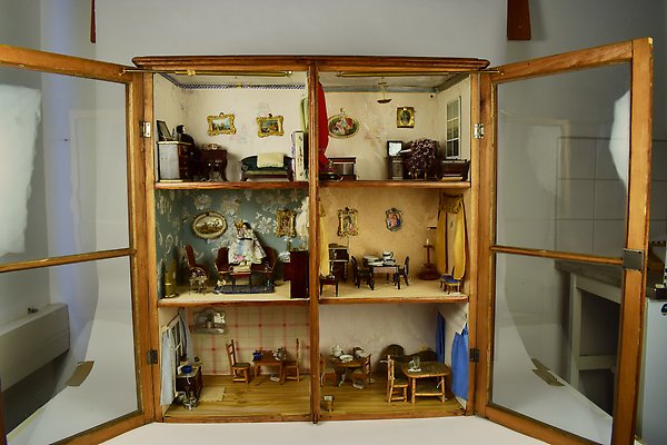 A doll's cabinet