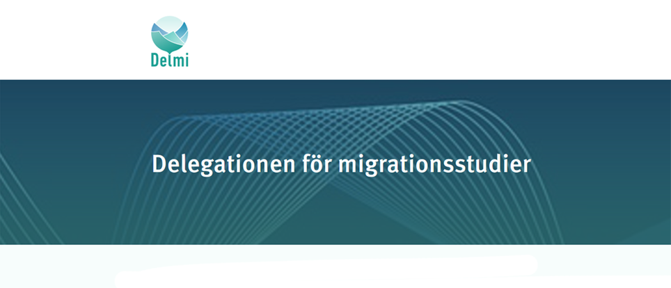 Logotyp med texten Delmi och en blå bakgrund med texten Delegationen för migrationsstudier