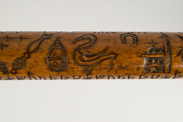 A rune staff/wooden rod